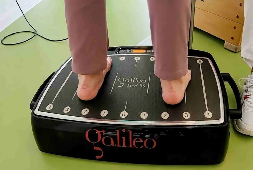 Galileo klein scaled quer